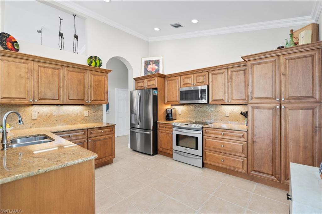 CASCADES AT ESTERO - Residential