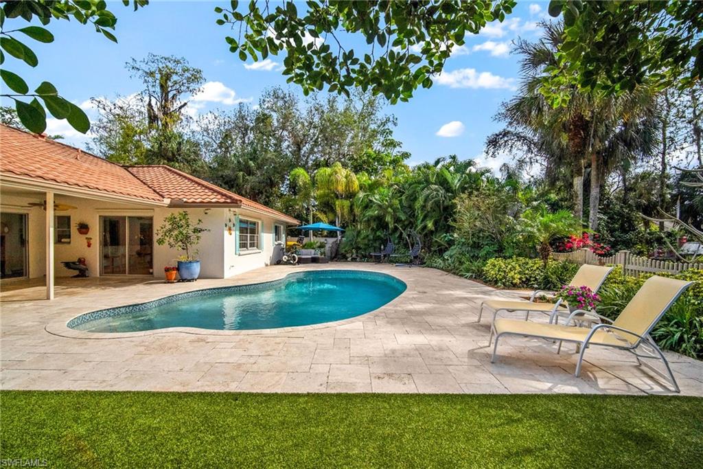 LOGAN WOODS - Residential