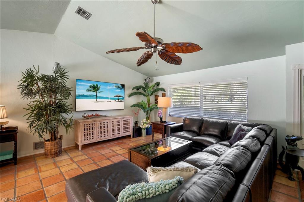 LOGAN WOODS - Residential