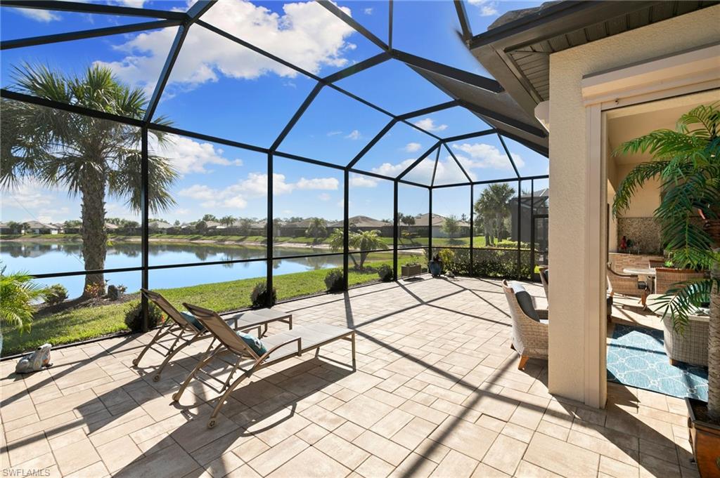 WINDING CYPRESS - Residential