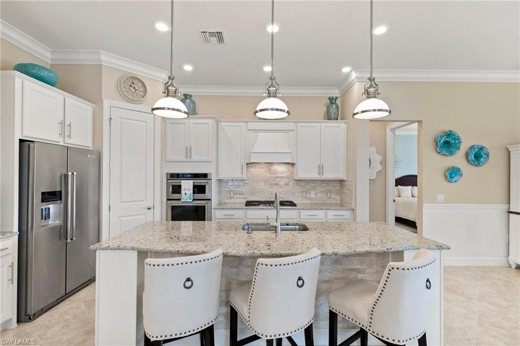 WINDING CYPRESS - Residential