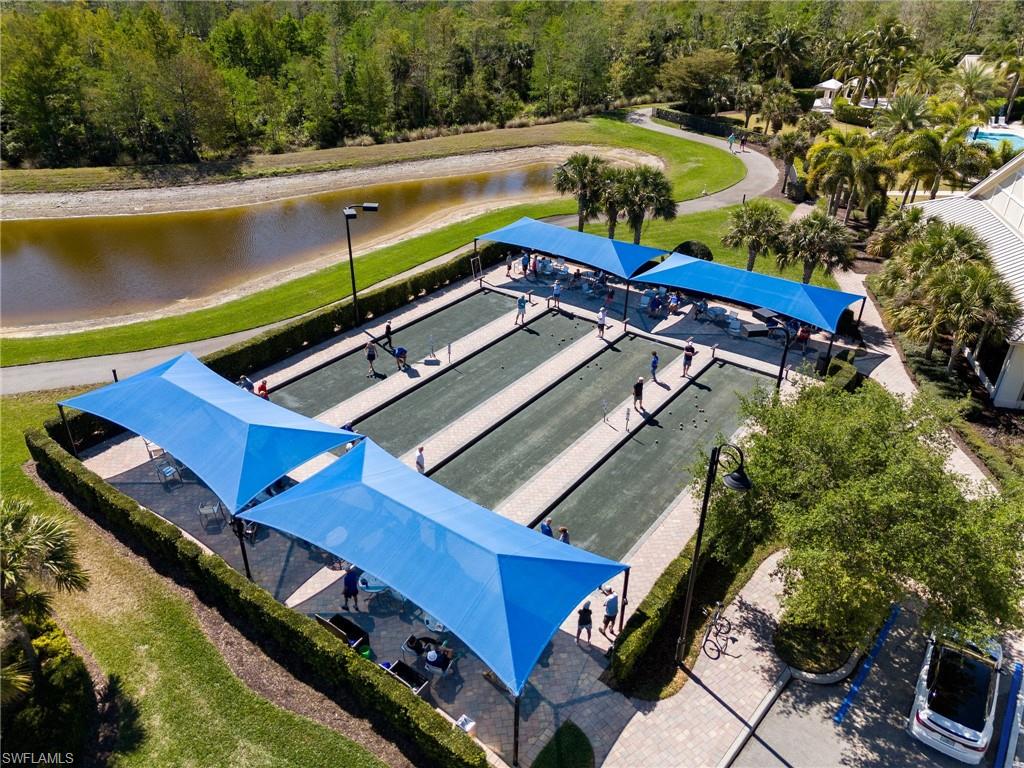 WINDING CYPRESS - Residential