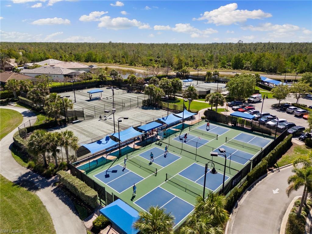 WINDING CYPRESS - Residential