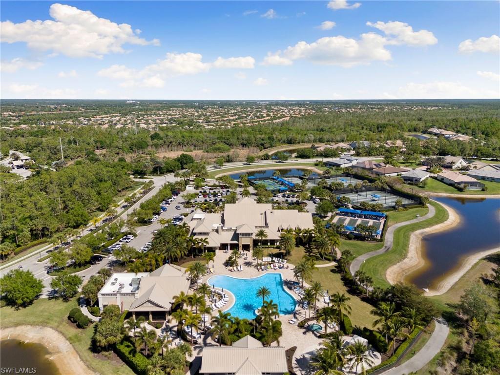 WINDING CYPRESS - Residential