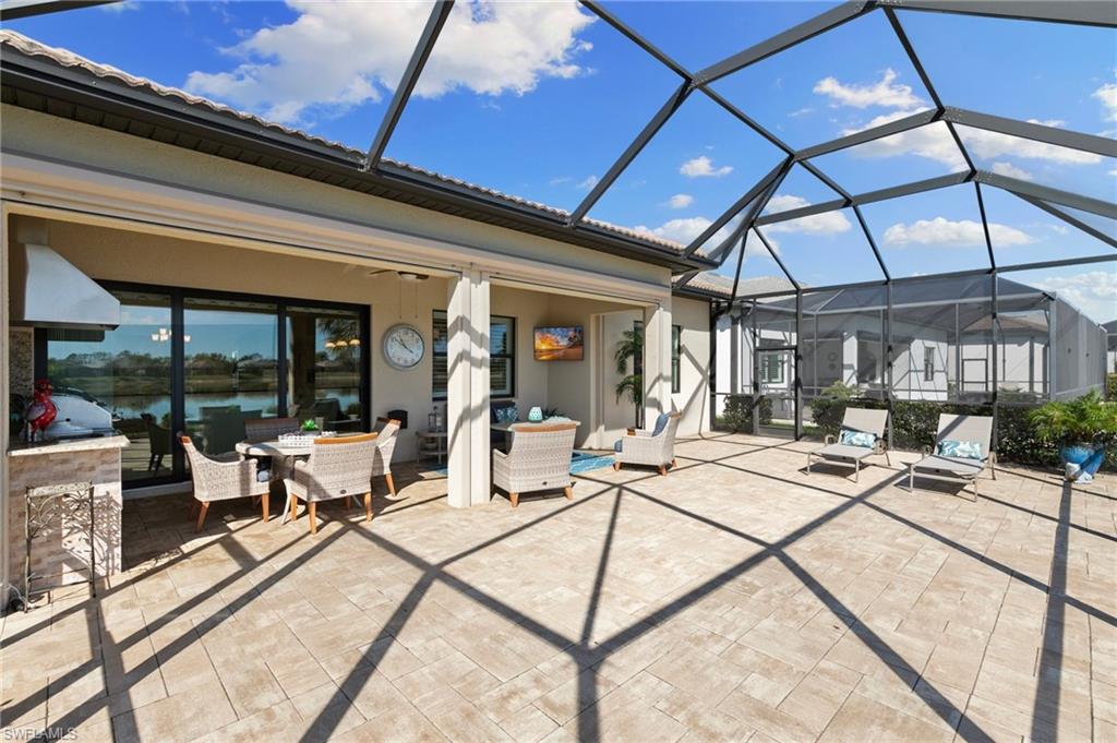 WINDING CYPRESS - Residential