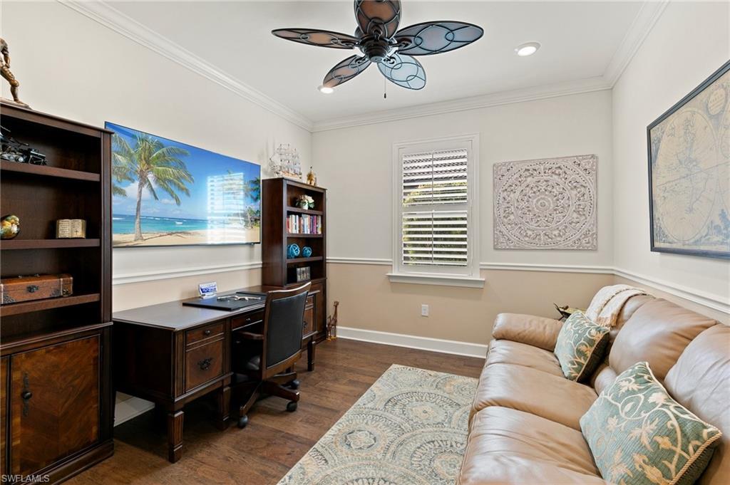 WINDING CYPRESS - Residential