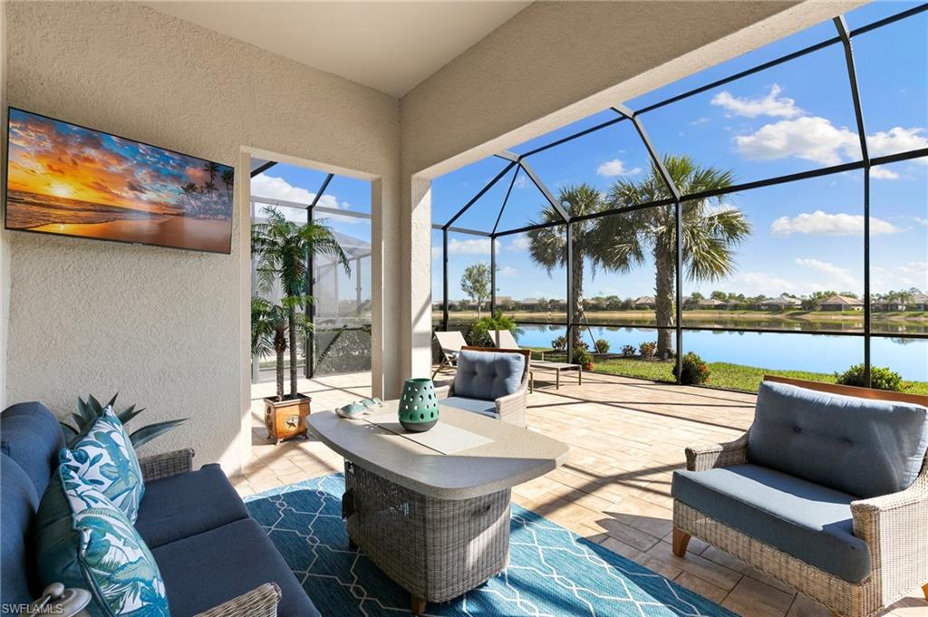 WINDING CYPRESS - Residential