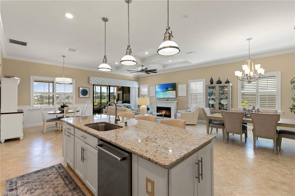 WINDING CYPRESS - Residential