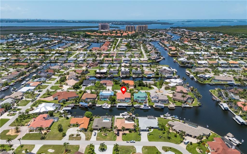 1221 SW 53rd TER