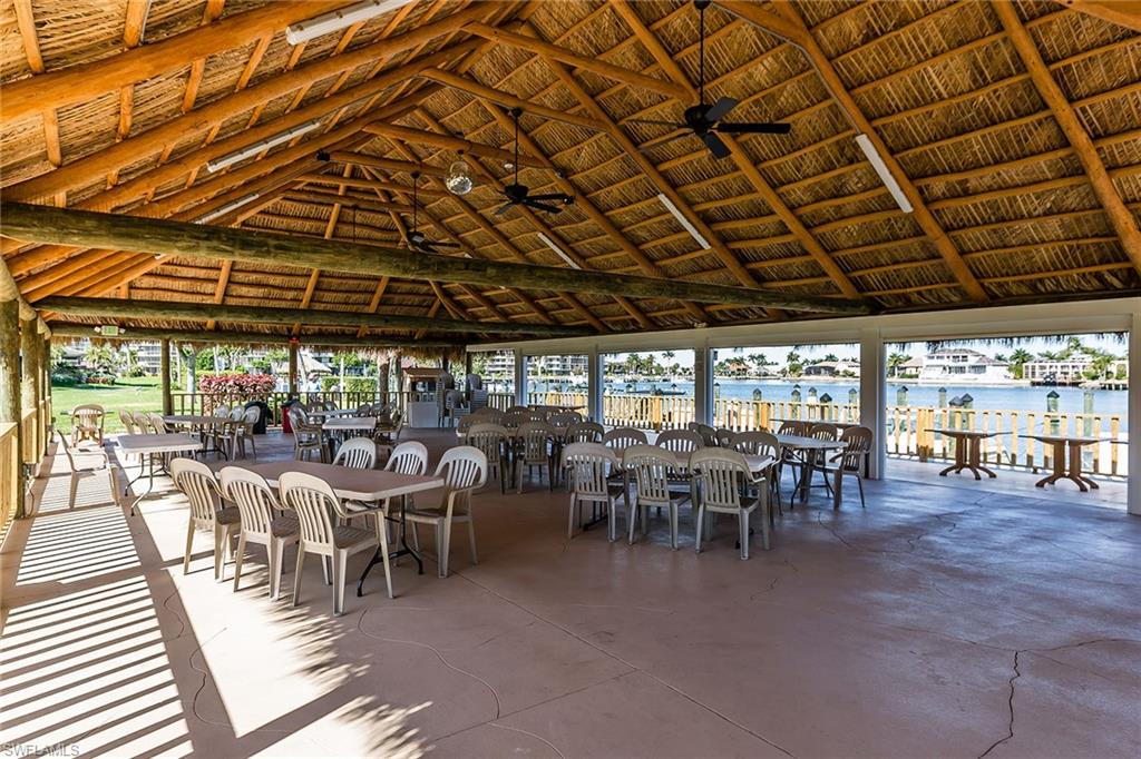 SOUTH SEAS - Residential