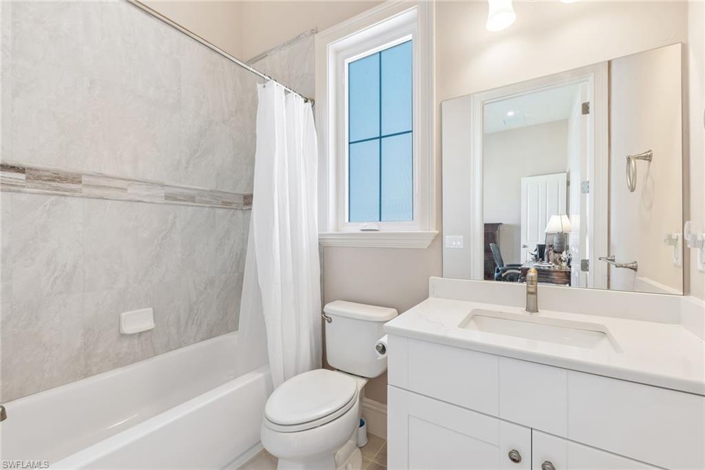 JONATHAN HARBOUR - Residential