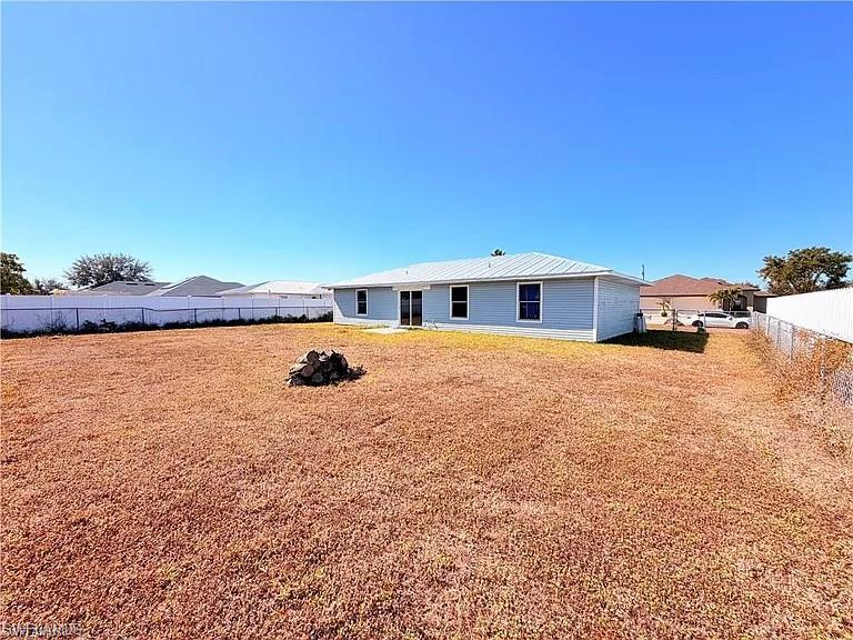 CAPE CORAL - Residential Lease