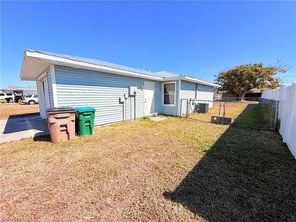 CAPE CORAL - Residential Lease