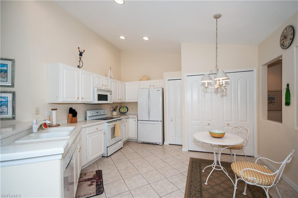 STREAMSIDE - Residential