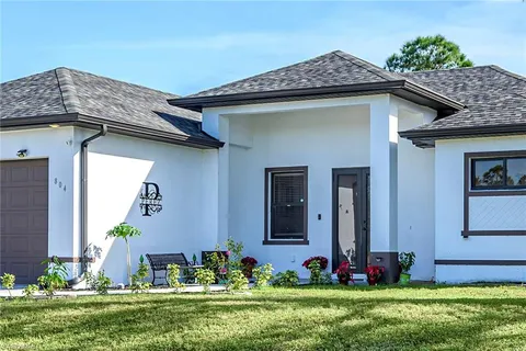 804 Zehra Ave N, Lehigh Acres, FL 33971 - #: 224095033