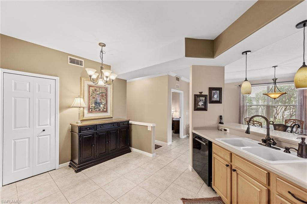 COLONIAL COUNTRY CLUB - Residential