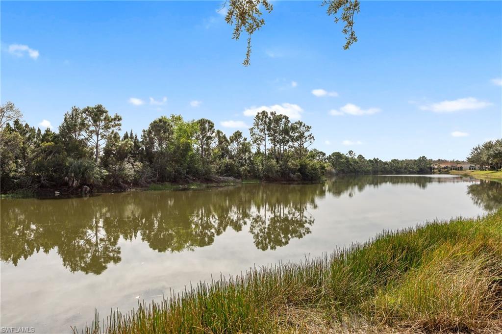 COLONIAL COUNTRY CLUB - Residential