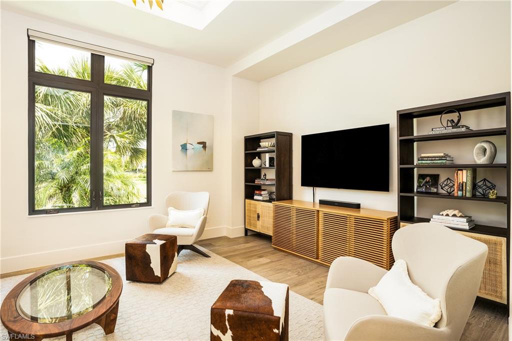 LUCARNO - Residential