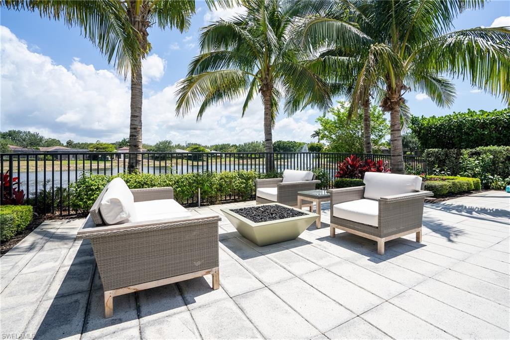 LUCARNO - Residential