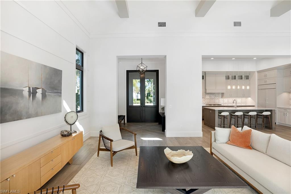 LUCARNO - Residential