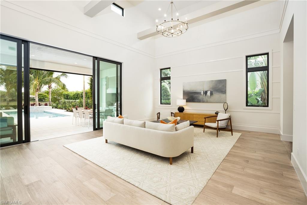 LUCARNO - Residential