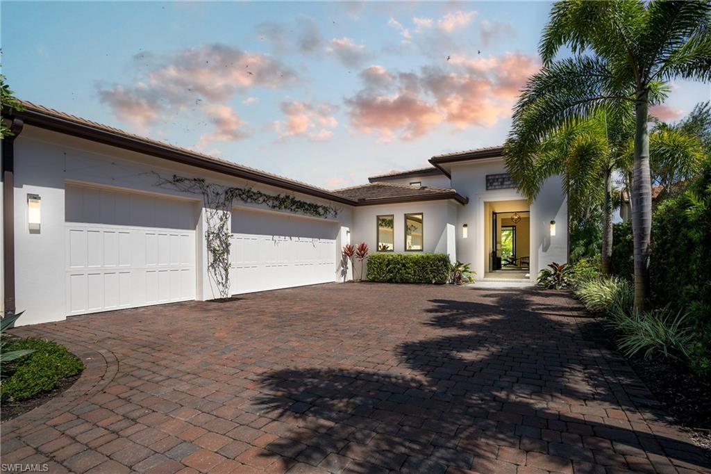 LUCARNO - Residential