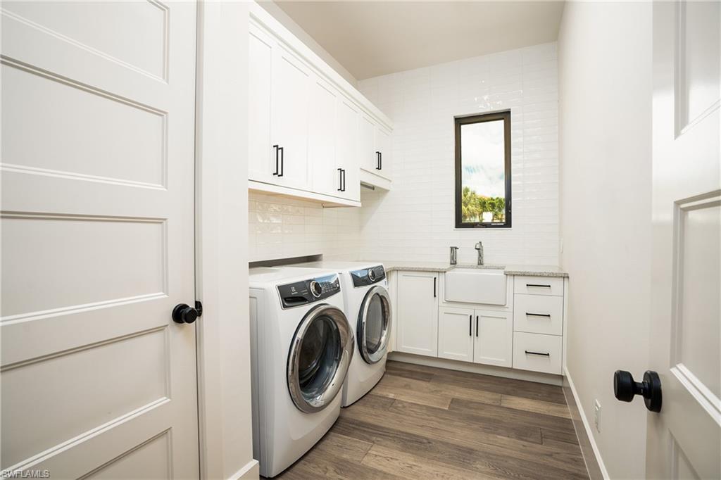 LUCARNO - Residential