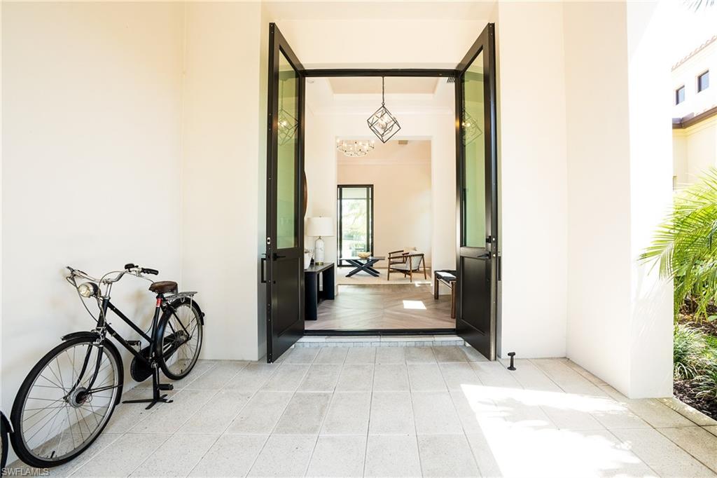 LUCARNO - Residential