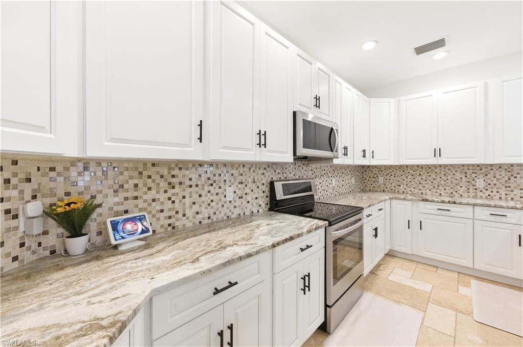 MAPLEWOOD - Residential