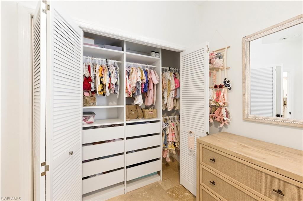 MAPLEWOOD - Residential