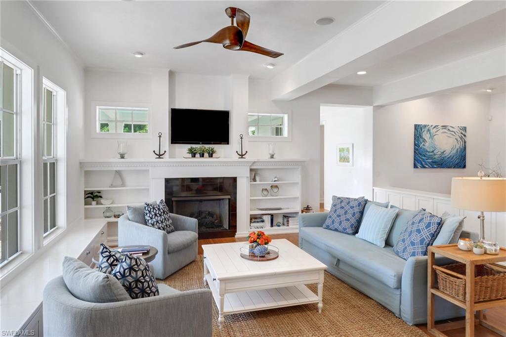 65 Mahogany DR