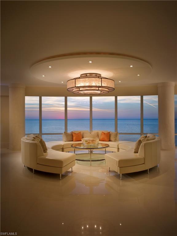 REGENT - Residential