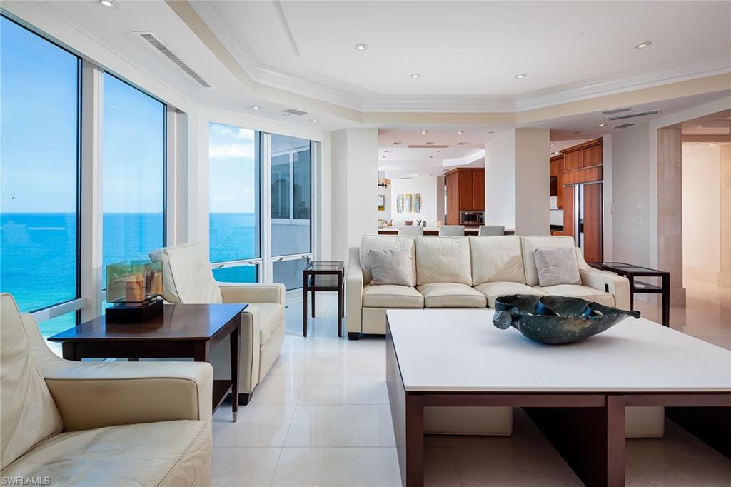 REGENT - Residential