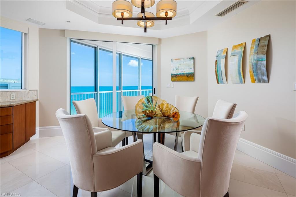 REGENT - Residential