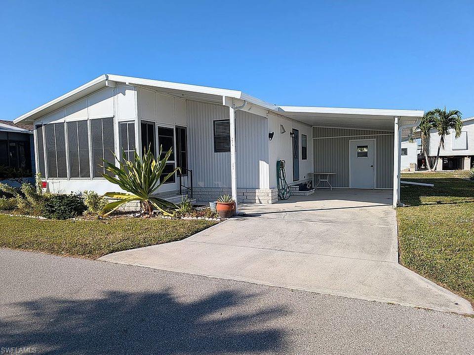 PINE ISLAND COVE - Residential