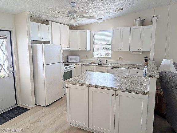 PINE ISLAND COVE - Residential