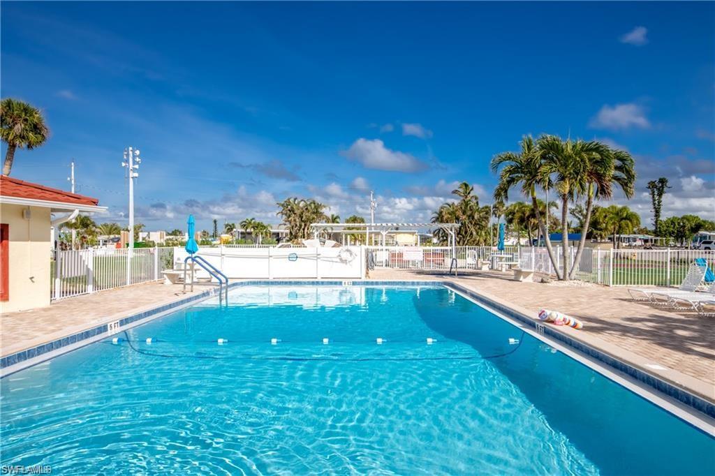 PINE ISLAND COVE - Residential