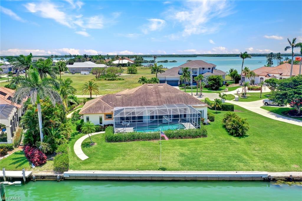 MARCO BEACH - Residential