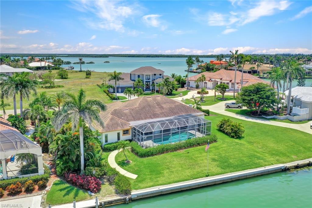 MARCO BEACH - Residential