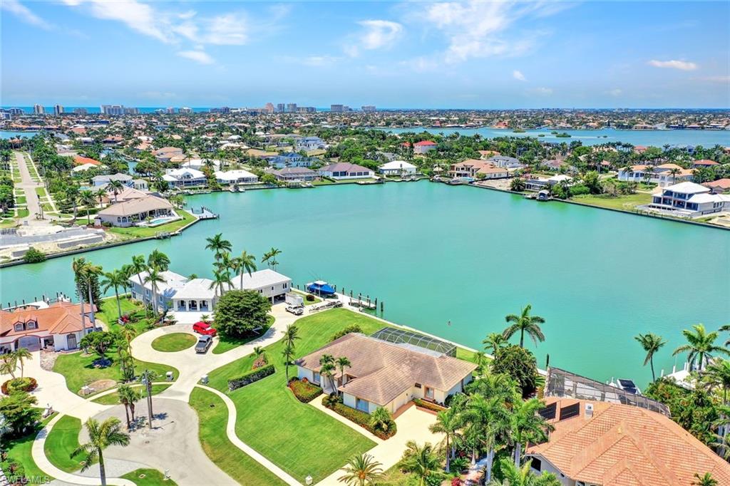 MARCO BEACH - Residential