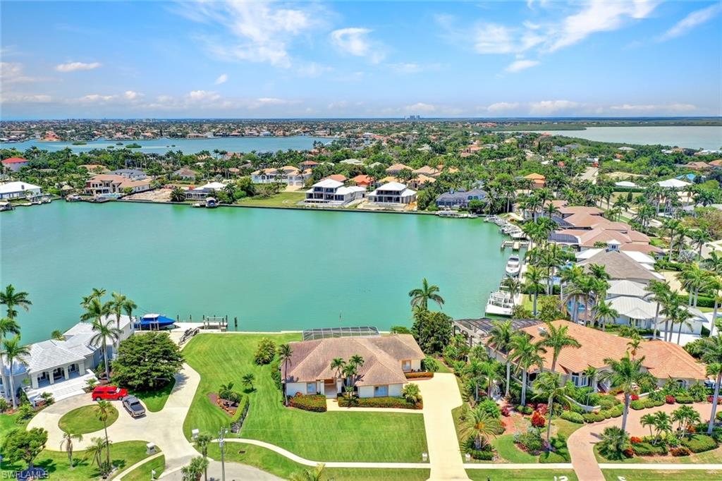 MARCO BEACH - Residential