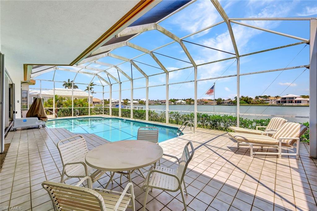 MARCO BEACH - Residential