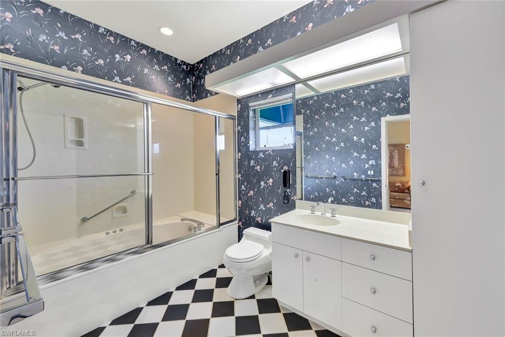 MARCO BEACH - Residential