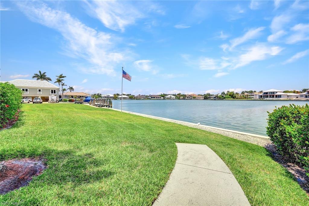 MARCO BEACH - Residential