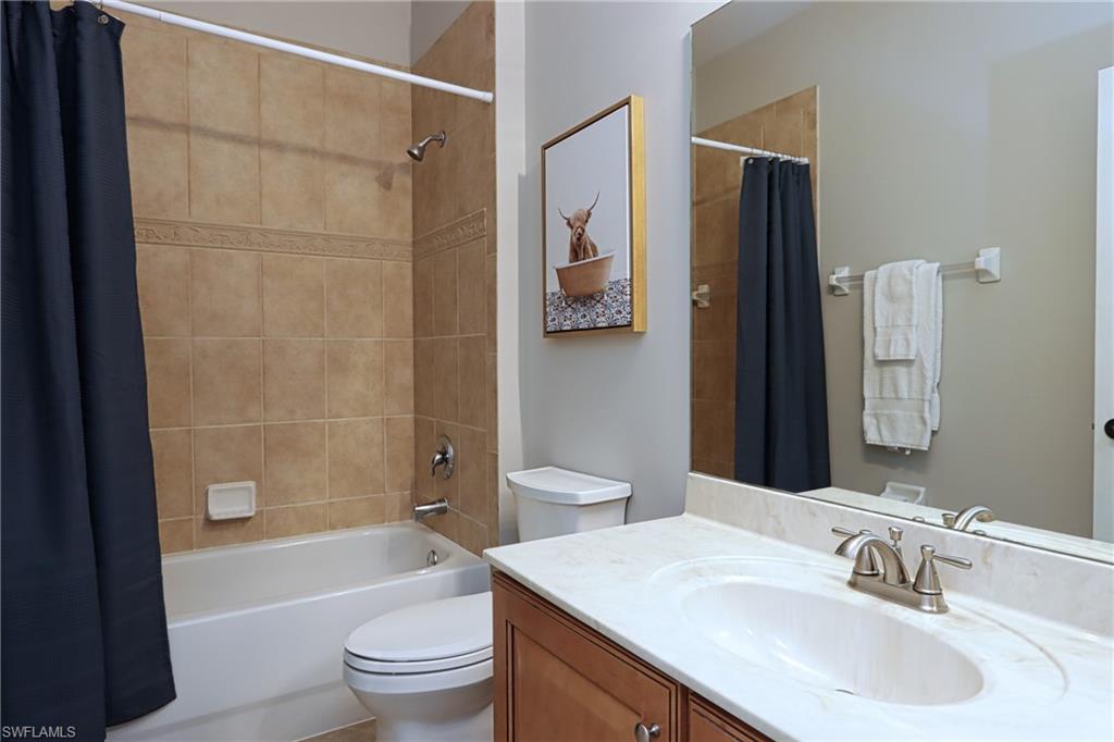 BELLA TERRA - Residential Lease