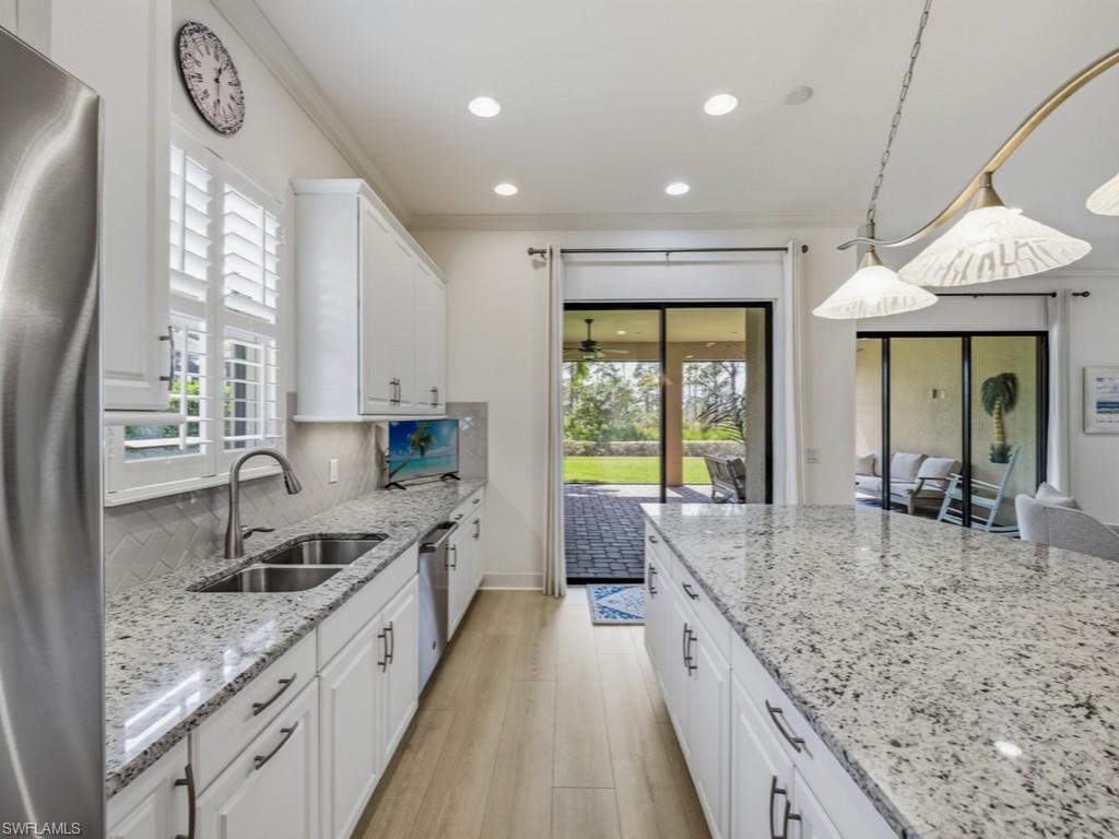 ESTERO POINTE - Residential