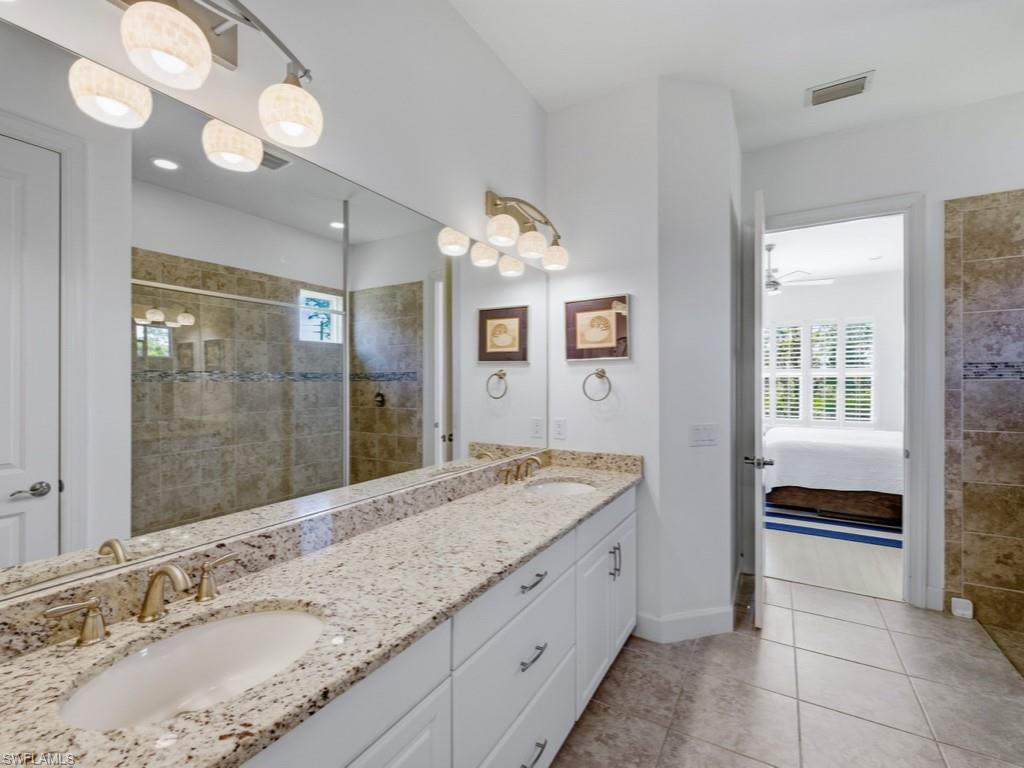 ESTERO POINTE - Residential