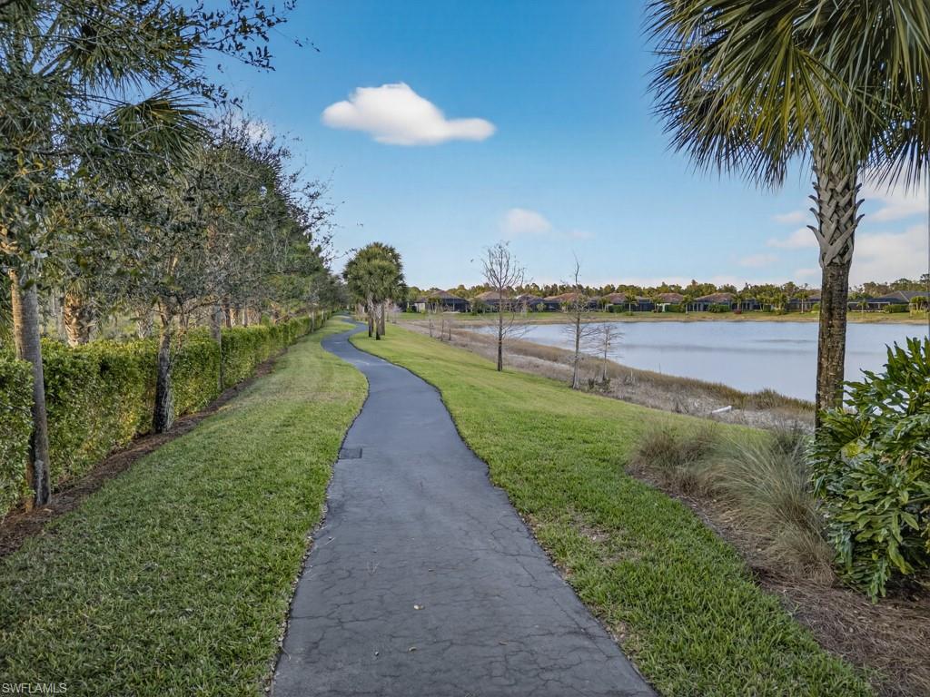 ESTERO POINTE - Residential