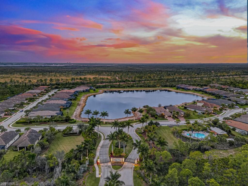 ESTERO POINTE - Residential