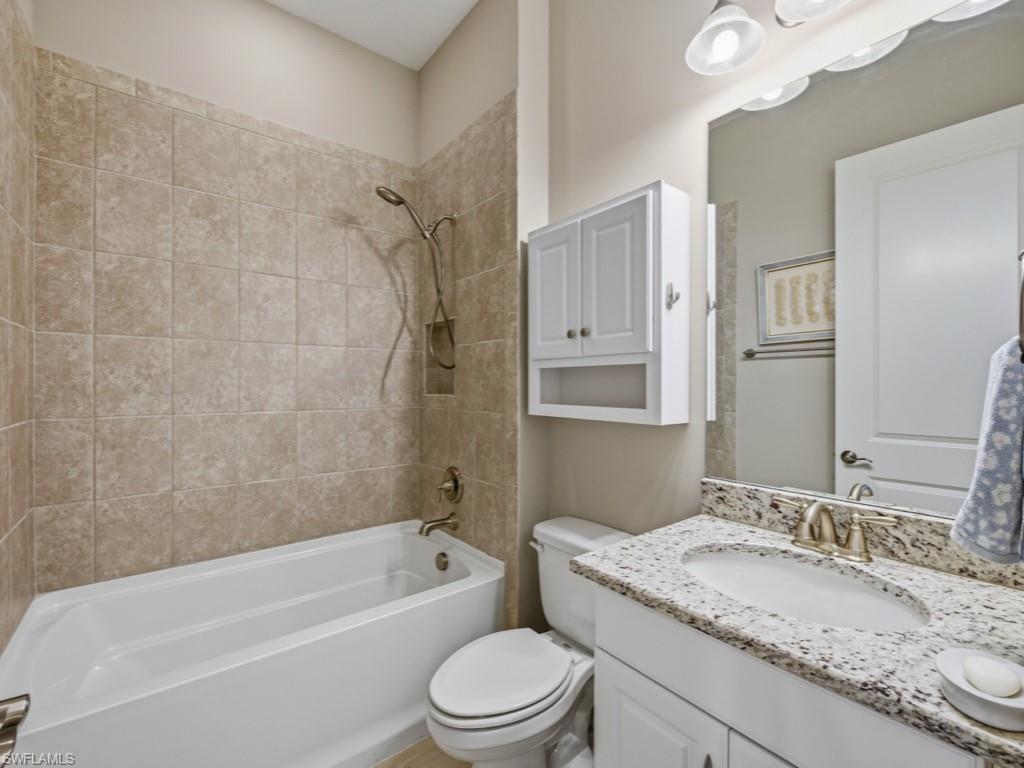 ESTERO POINTE - Residential